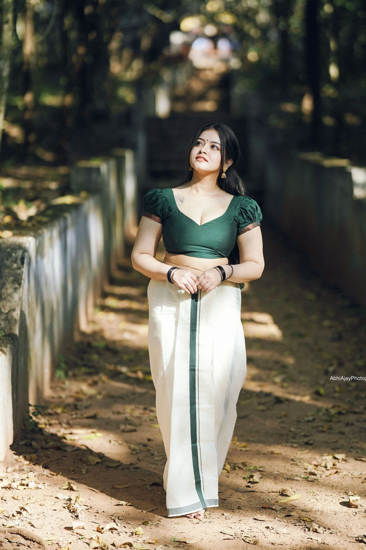 Gopika Keerthy Stuns in Latest Photoshoot