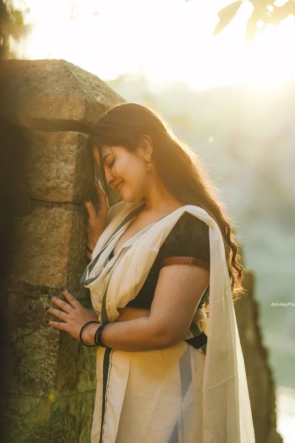 Photographer Abhi Ajay Captures Gopika Keerthy in Kerala Saree