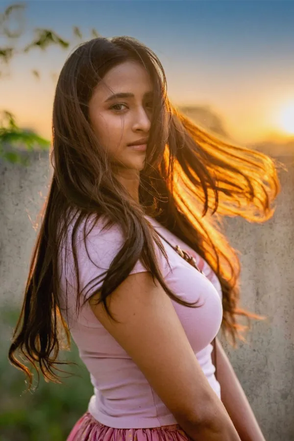 Golden Hour Glow: Manika Chikkala Latest Photoshoot