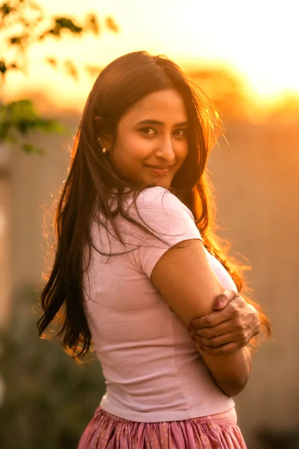 Sai Teja Captures Manika Chikkala in Sun-Kissed Photoshoot