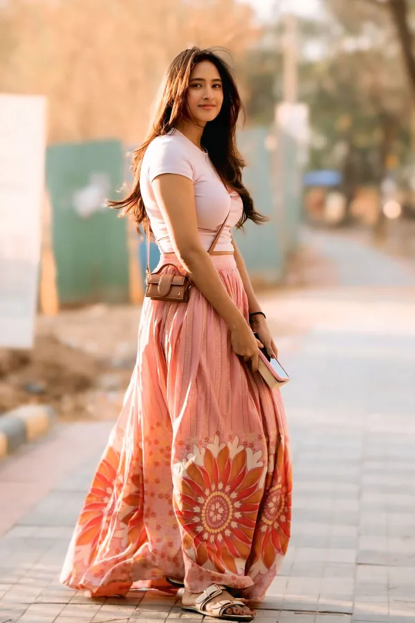 Viral Photos: Manika Chikkala Sun-Kissed Boho Style