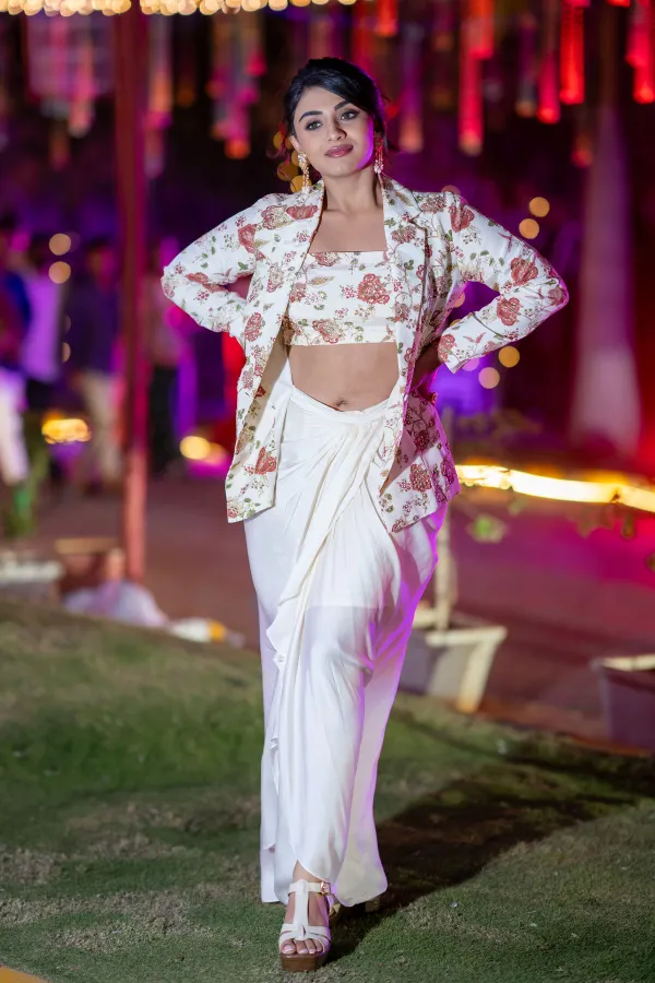 Nayan Sarika not navel stills