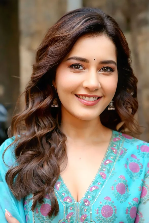 Raashi Khanna Stuns in Turquoise Anarkali for Ustaad Bhagat Singh Promo