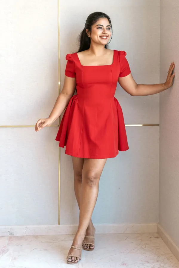 Siddhi Idnani Sets Fashion Goals in Red Puff Sleeve Mini Dress