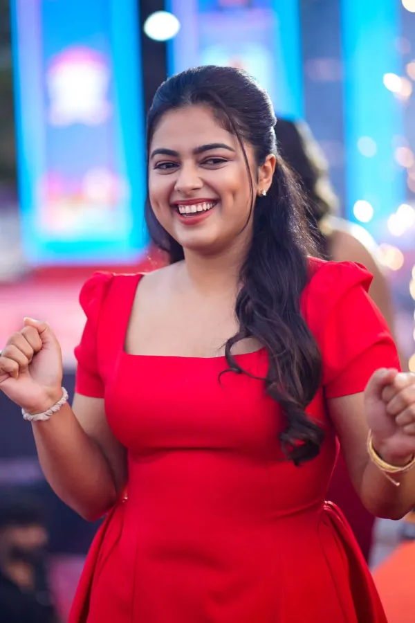 Siddhi Idnani Architectural Red Dress Look