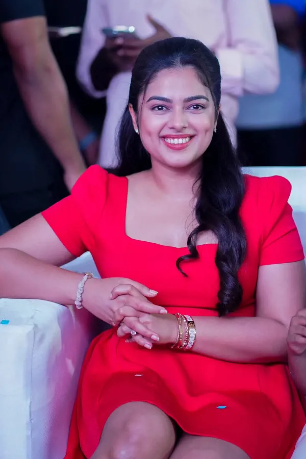 Siddhi Idnani Latest Stills: Cherry Red Structured Mini Dress