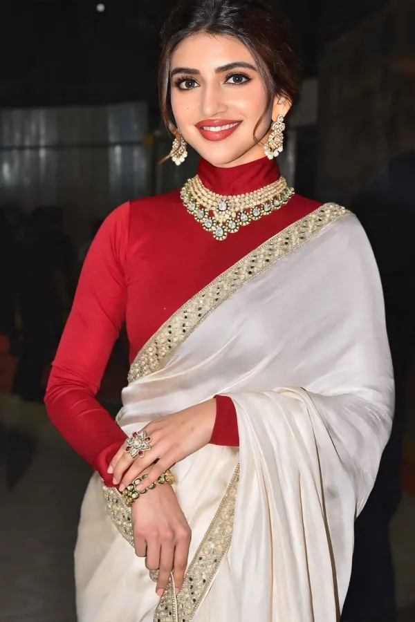 Sreeleela Sets New Saree Styling Trends at Ustaad Bhagat Singh Pre Release