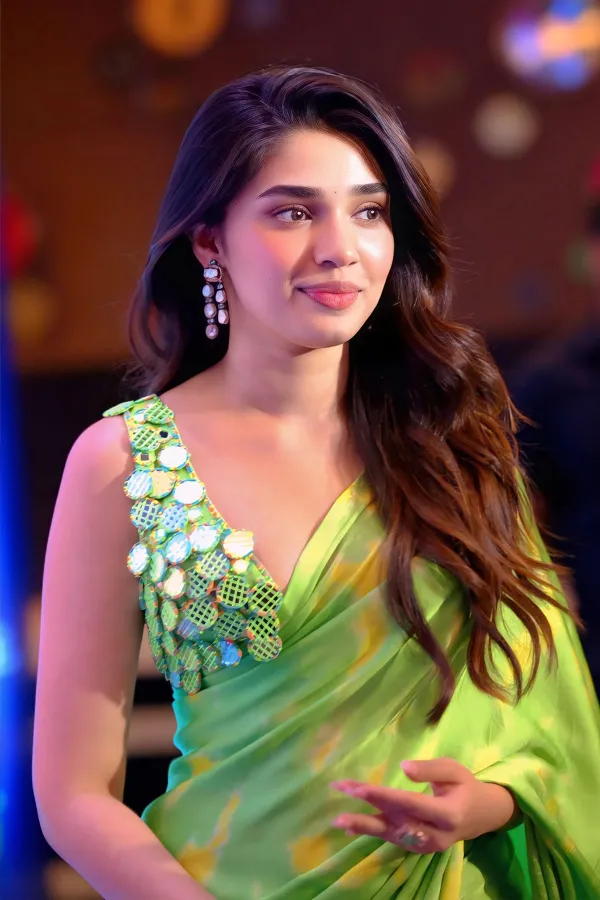 Gorgeous Krithi Shetty Photos in Luminous Green Ethnic Wear