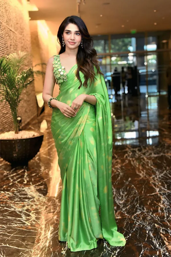 Krithi Shetty in Sleeveless Deep V-Neck Mirror Blouse Fashion