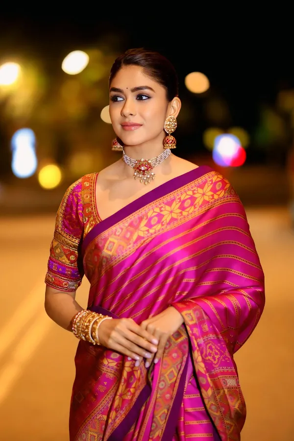 Mrunal Thakur Radiates Regal Beauty in Magenta Saree | Dacoit