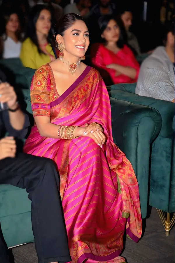 Stunning Mrunal Thakur Photos: Magenta & Gold Silk Saree